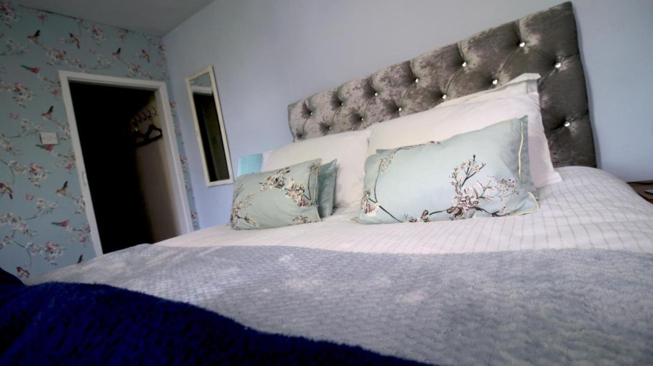 The White Lion At Wicken Bed and Breakfast Milton Keynes Exteriör bild