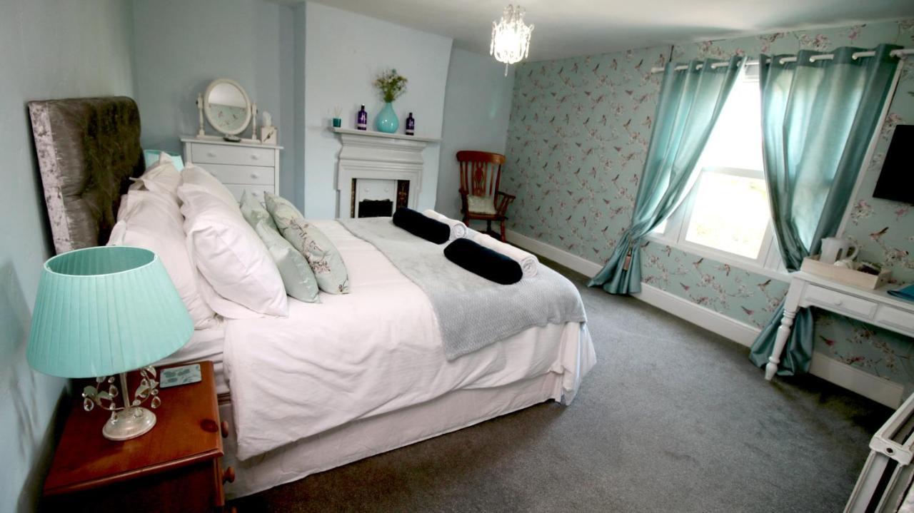 The White Lion At Wicken Bed and Breakfast Milton Keynes Exteriör bild