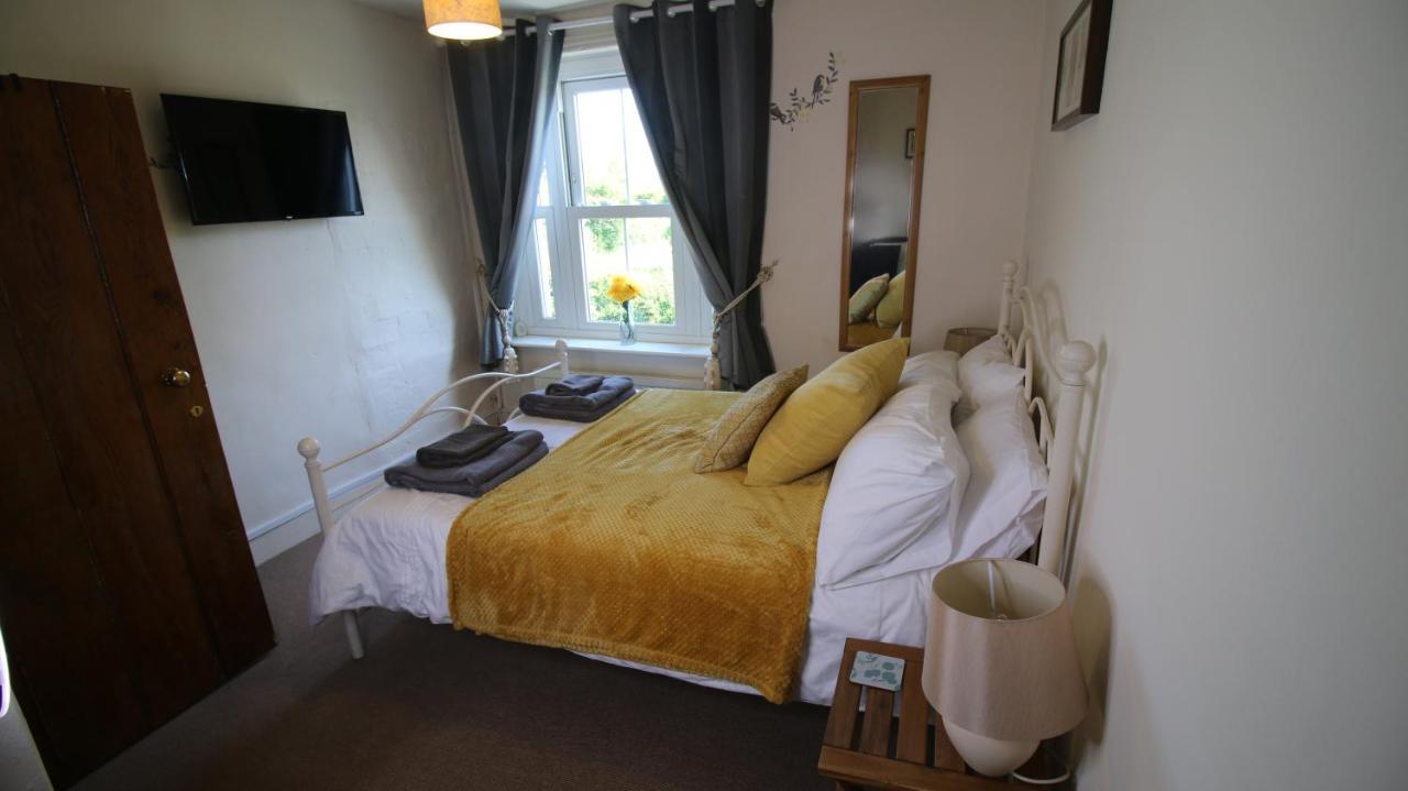 The White Lion At Wicken Bed and Breakfast Milton Keynes Exteriör bild